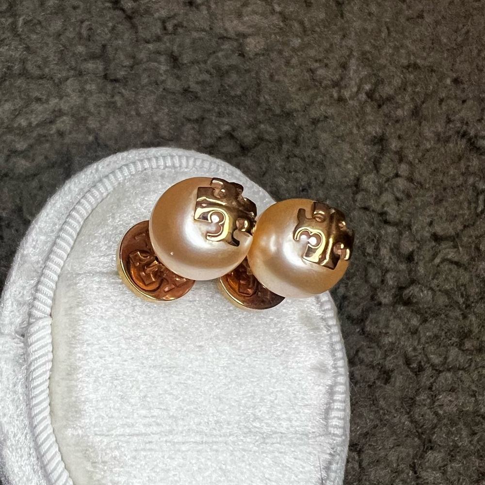 Tory Burch Pearl Stud Earrings